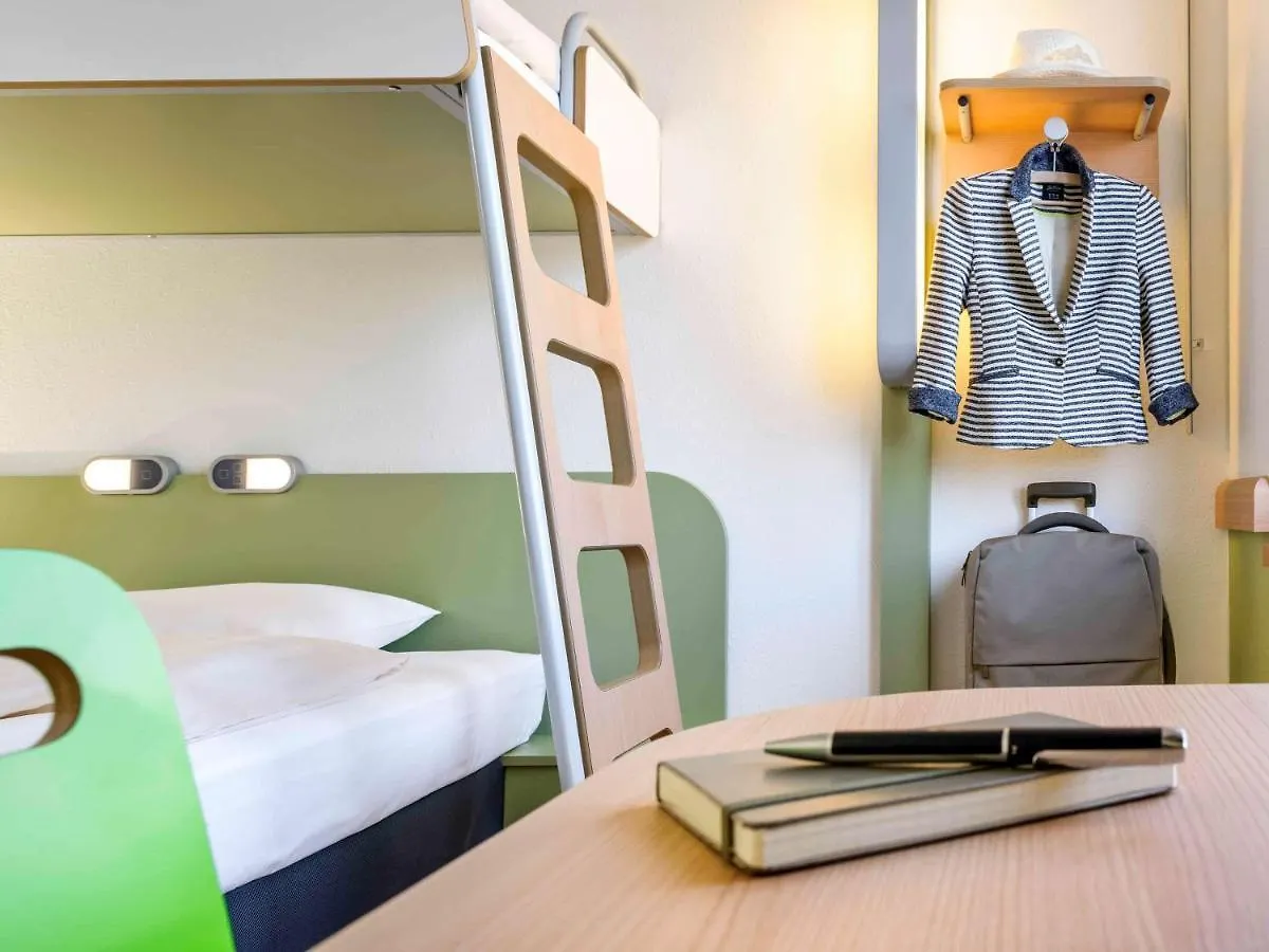 Ibis Budget Lyon Sud St Genis Laval Saint-Genis-Laval 2*,  Francia